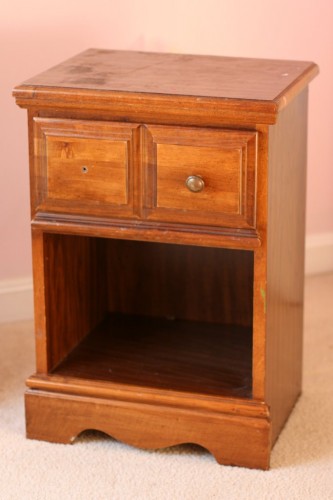 freecycle nightstand