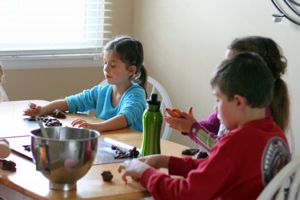 kids making cookies