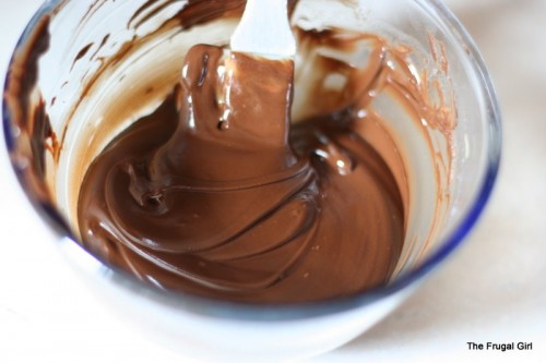 A container of melted chocolate