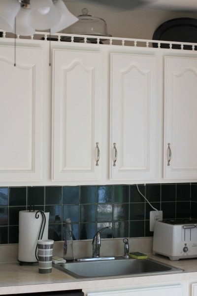 benjamin moore cloud white cabinets