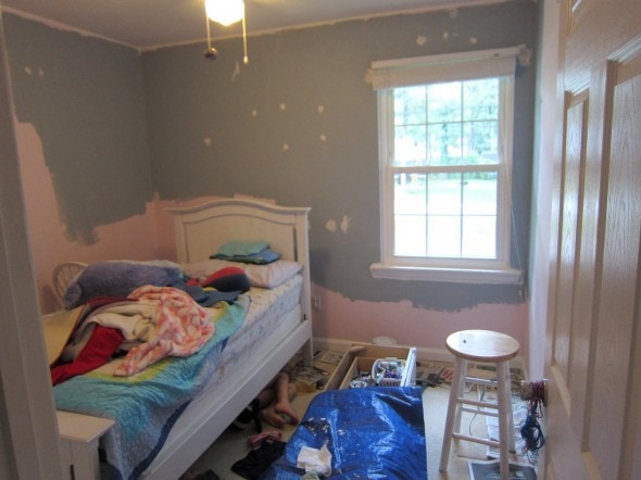 lisey's room during painting