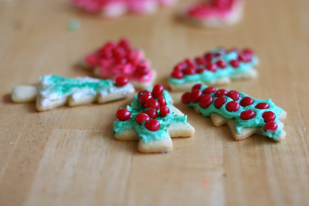 Rolled Cut-Out Christmas Sugar Cookies - The Frugal Girl
