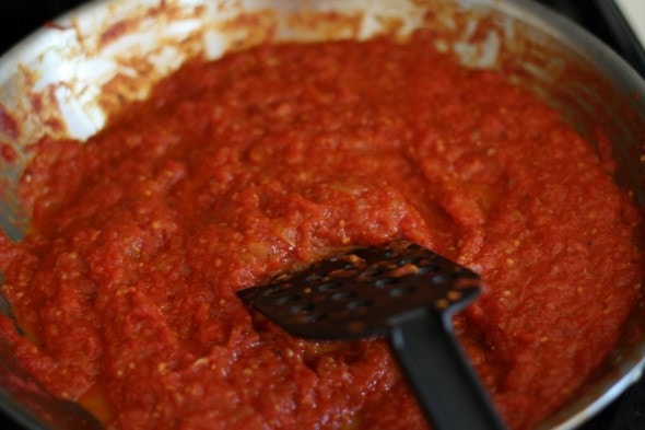 tomato sauce to use up tomatoes