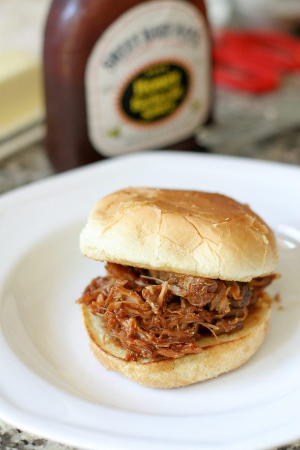 Easy Pulled Pork (from The Make Ahead Cook) - The Frugal Girl