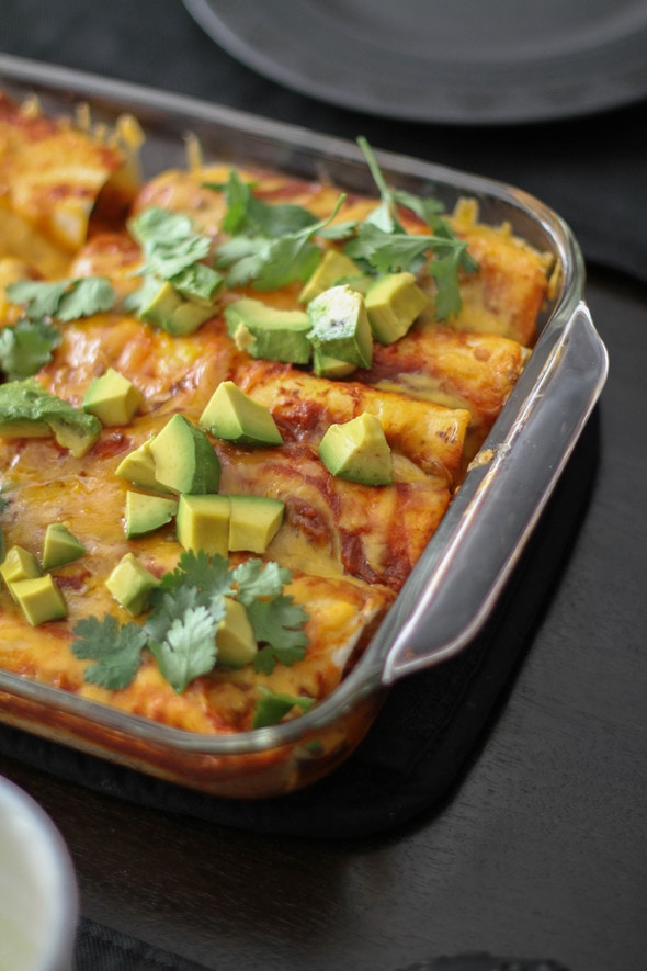 baked chicken enchiladas with red sauce