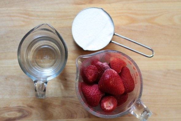 homemade strawberry syrup ingredients