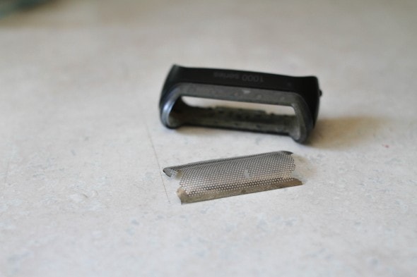 replace electric razor blade foil