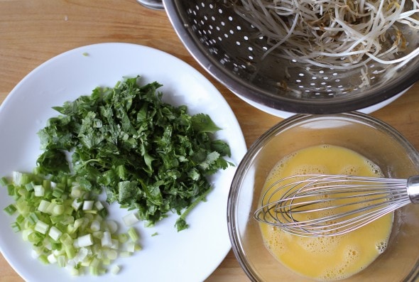 chopped cilantro for homemade Pad Thai