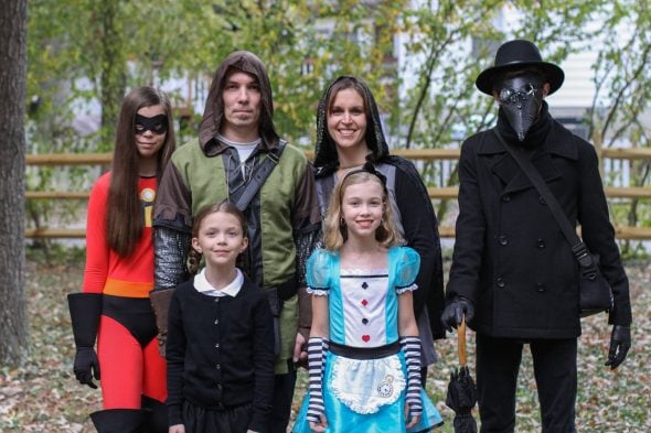 Kristens family in halloween costume.