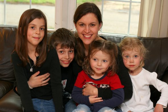 Kristen with her kids