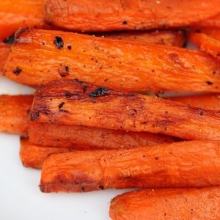 Easy, ridiculously good roasted carrots