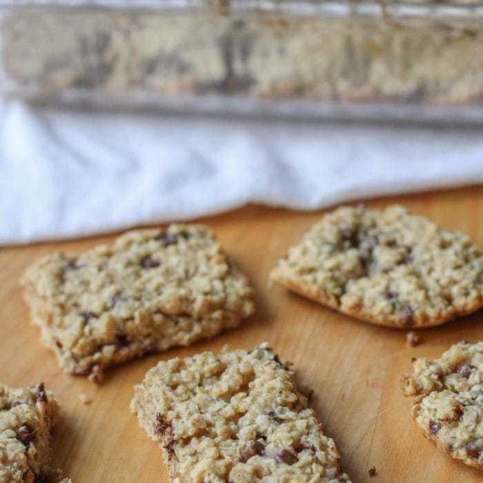 homemade chocolate chip granola bars