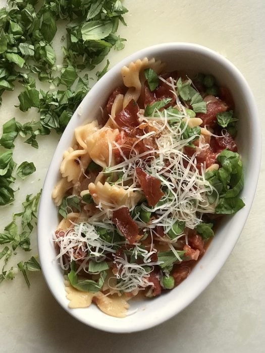 farfalle with prosciutto