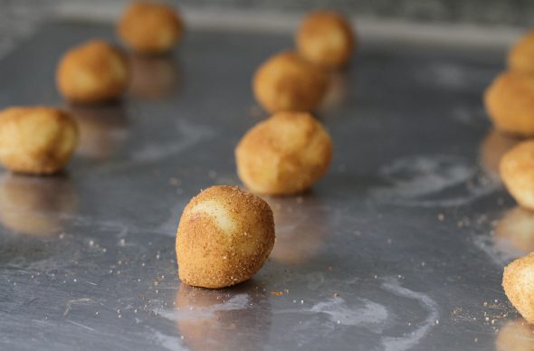 snickerdoodle dough balls