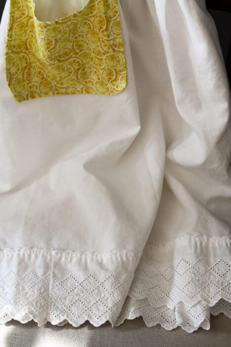 vintage 1940 apron made from sheet