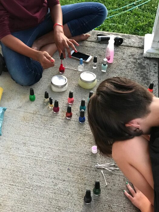 Zoe painting nails