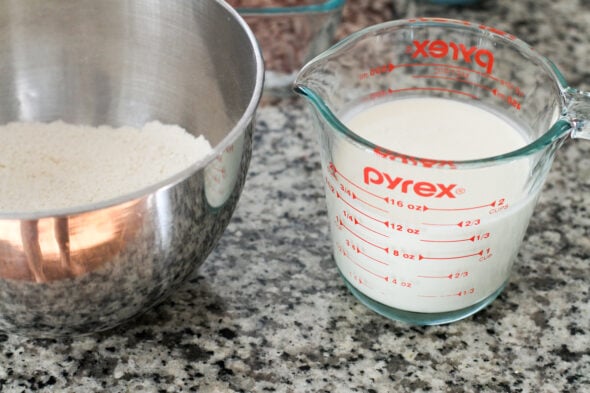 cream biscuit ingredients