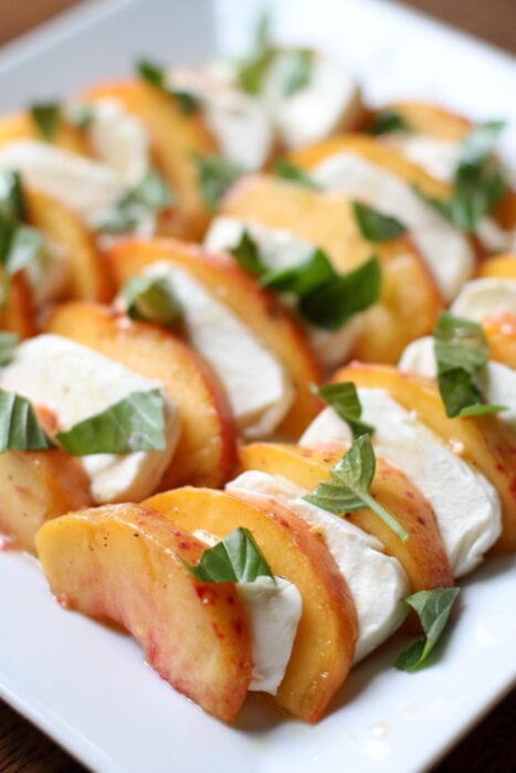 peach caprese salad