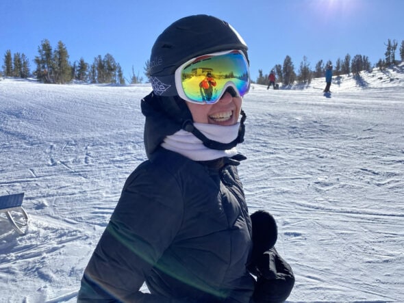 Kristen skiing