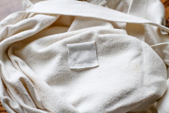 how to fix a hole in a cotton bag