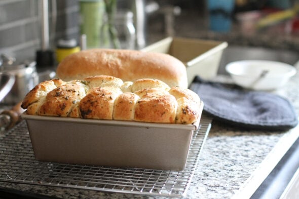 garlic pull apart bread