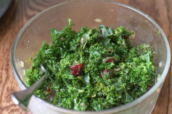 Gimme some Oven kale salad
