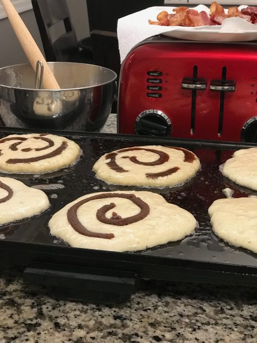 cinnamon swirl pancakes