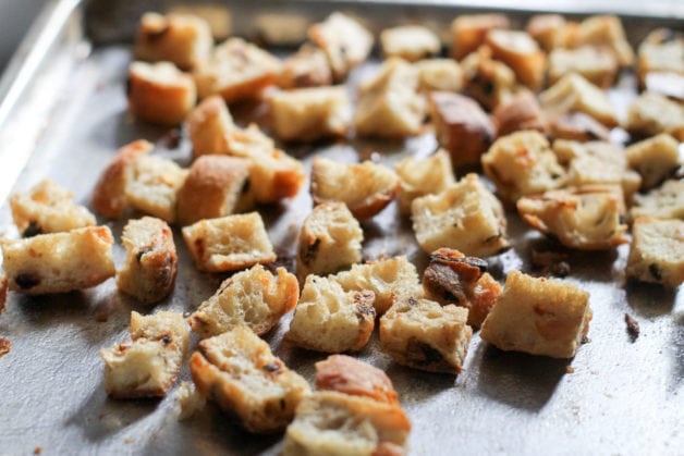 garlic ciabatta croutons