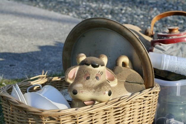 A dirty cow cookie jar.