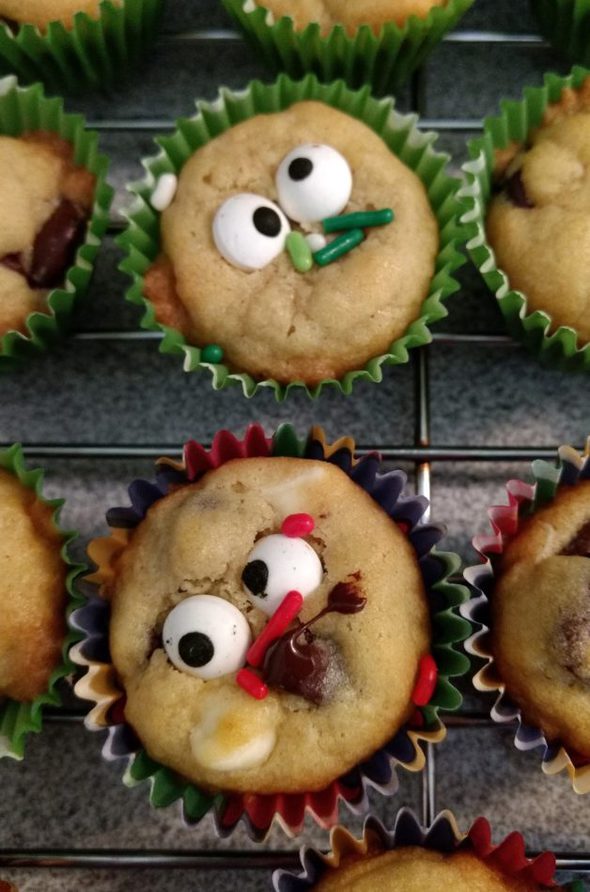 Cookies with eyeballs