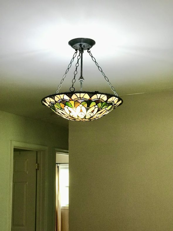 stained glass dining light fixture.