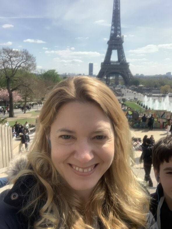 Laura in Paris.