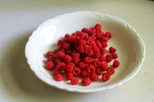 berries in a bowl.