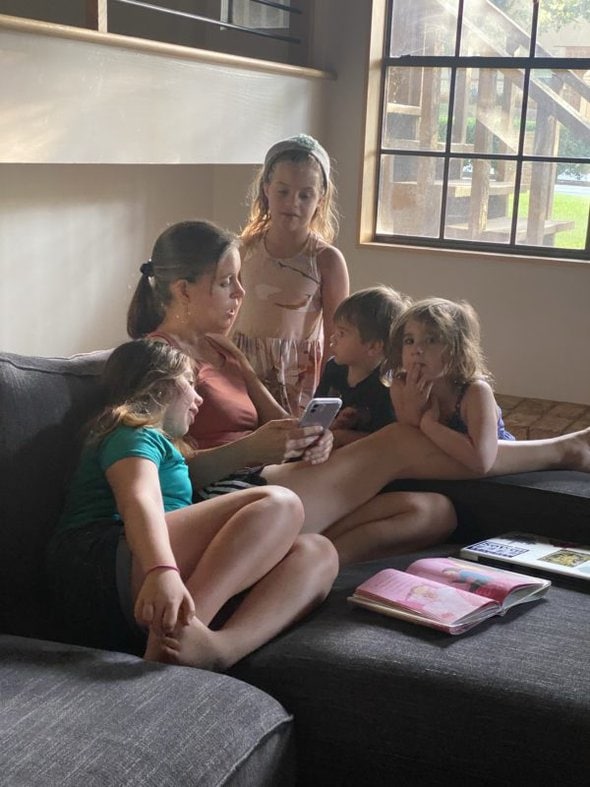 Kristen with four kids.