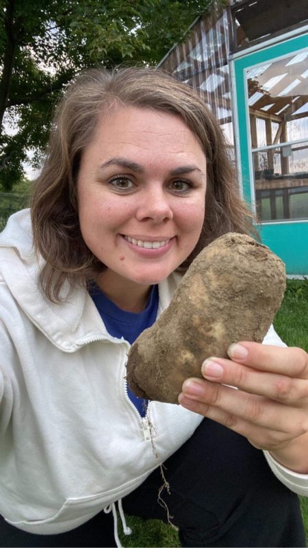 Lindsay with a potato.
