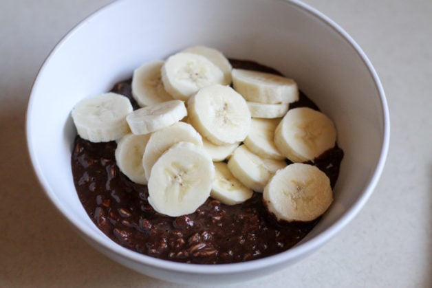 chocolate oatmeal with bananas.