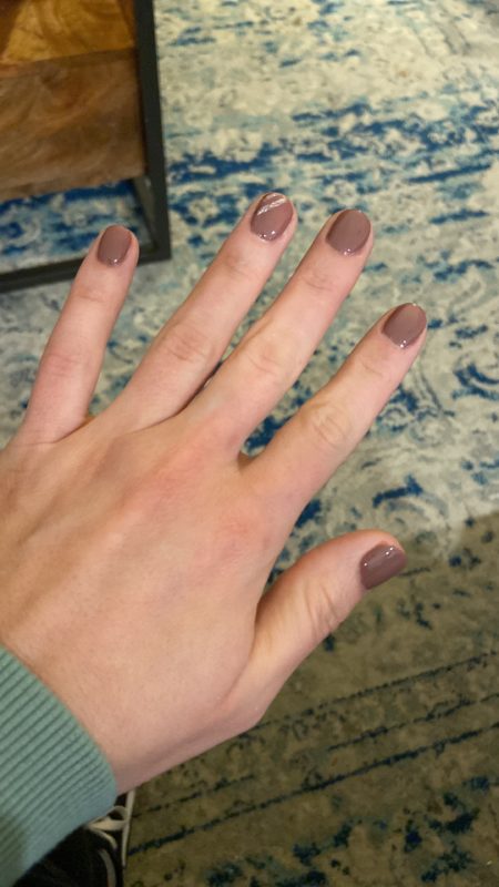 mauve gel nails.