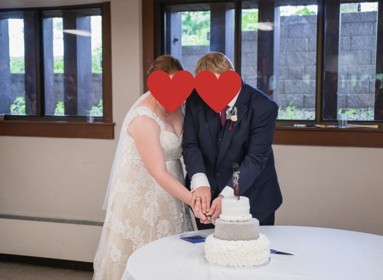 wedding cake.