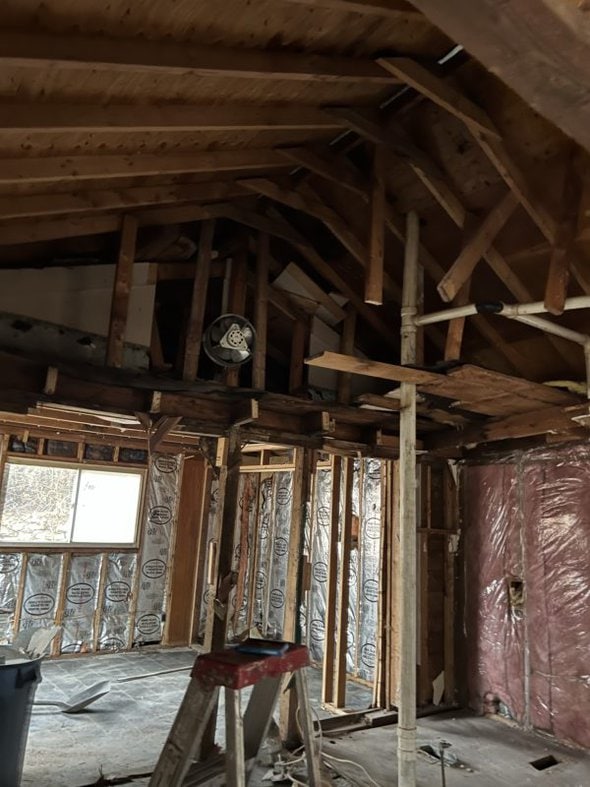 tall ceilings in gutted house.