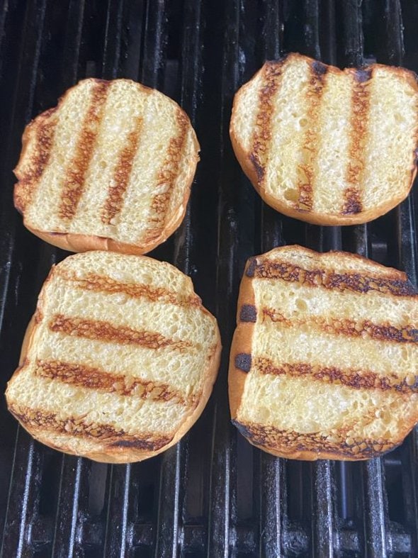 grilled buns.