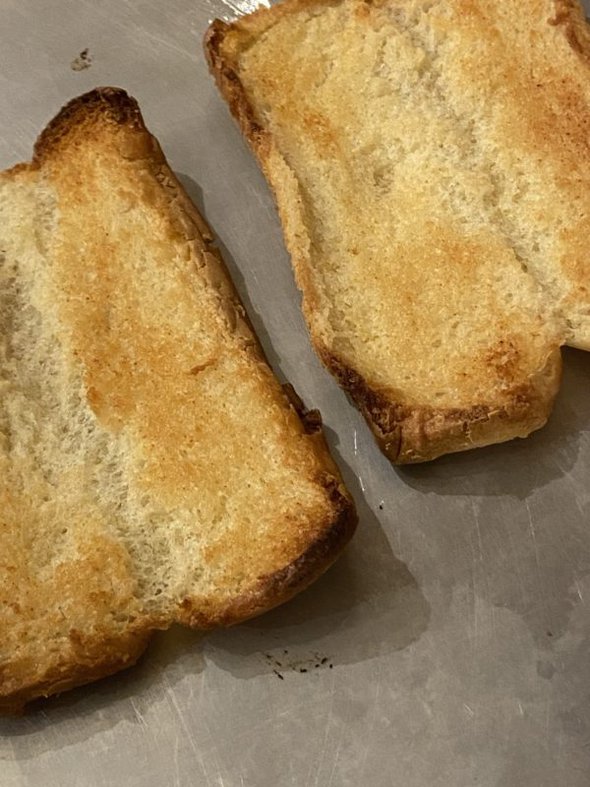 garlic toast.