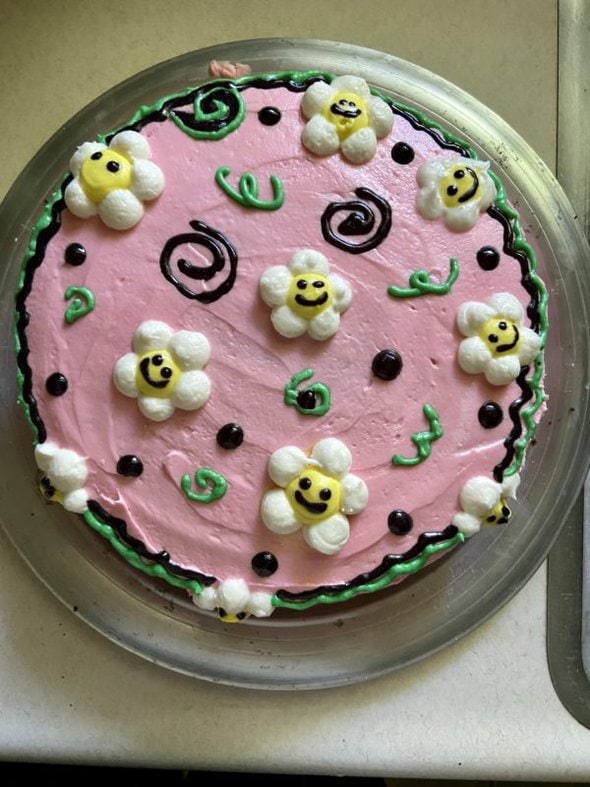 pink flower cake.