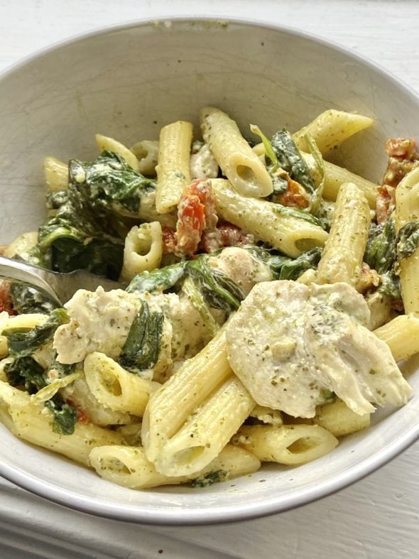 pesto chicken pasta.