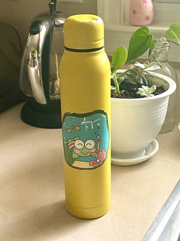 yellow water bottle.