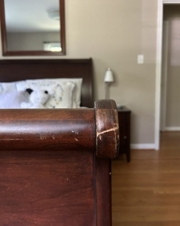 bedframe scratch.