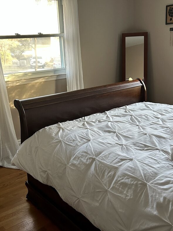 bed,