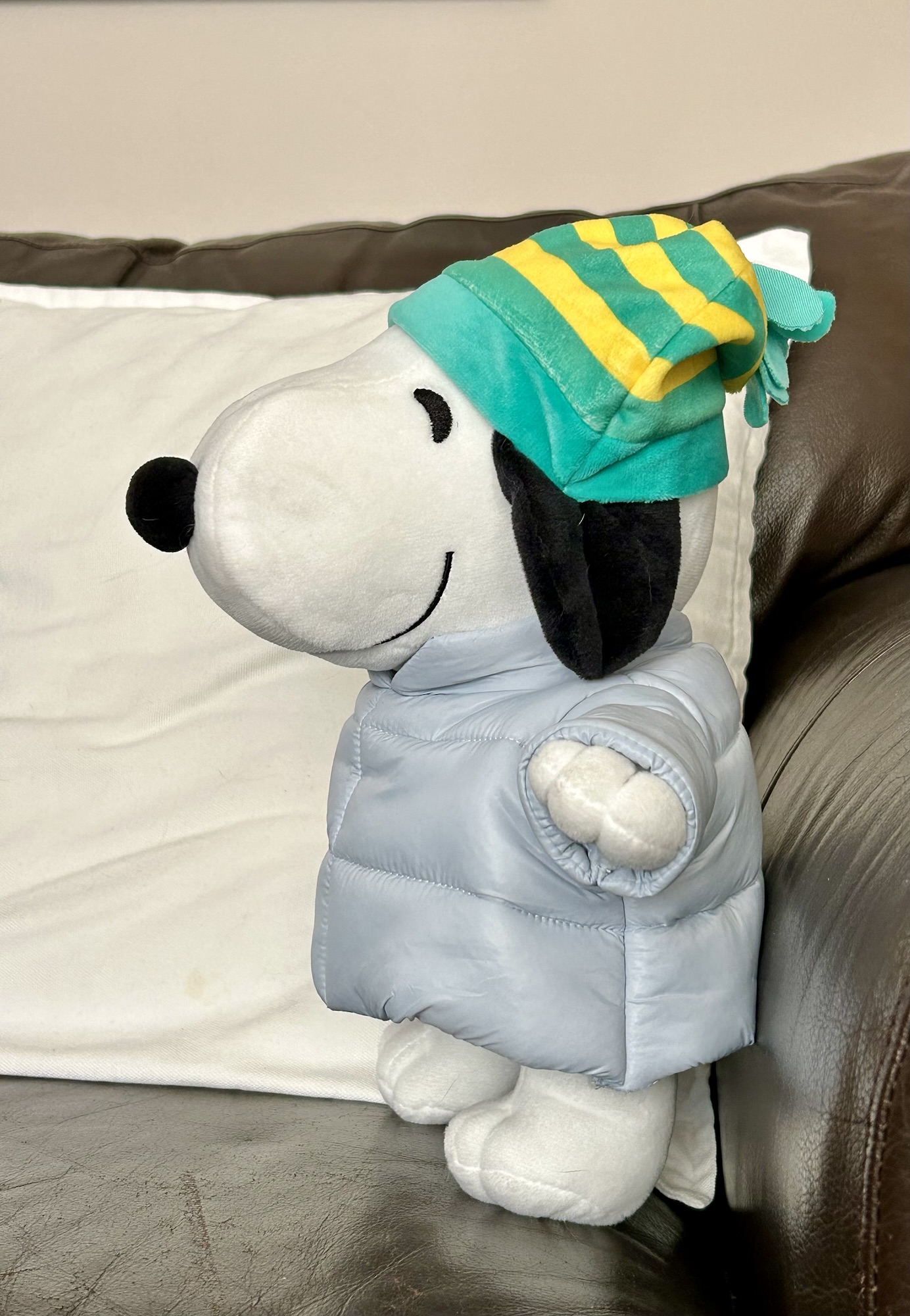 puffer coat snoopy.