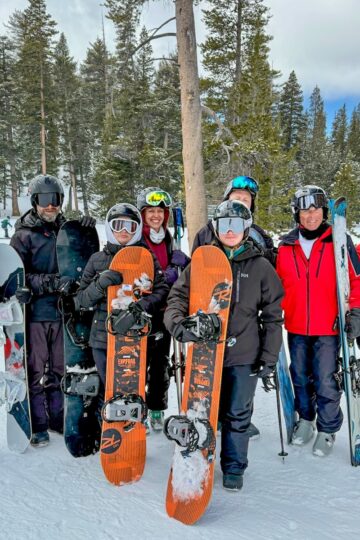 skiing family.