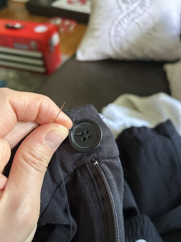 black button.