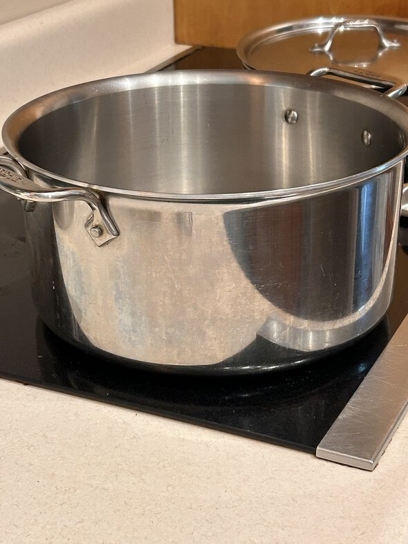 stock pot.